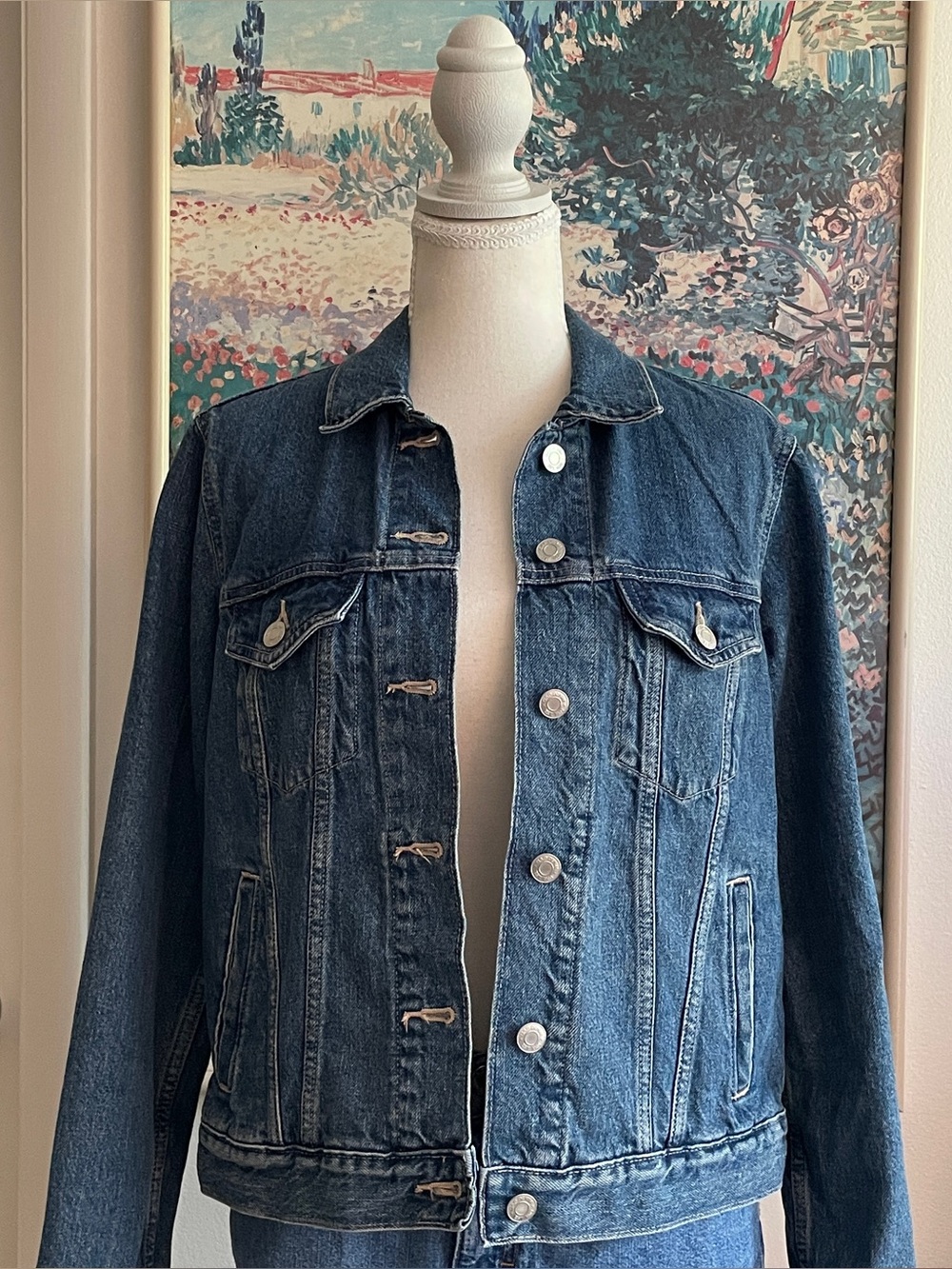 Gap Denim Trucker Jacket Sz M Medium Wash Button Front 100% Cotton Classic 90s